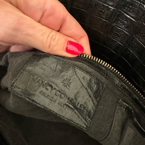 Nancy Gonzalez Black Crocodile Bag Tote Double Strap Vintage Square Rare! - Picture 10 of 16